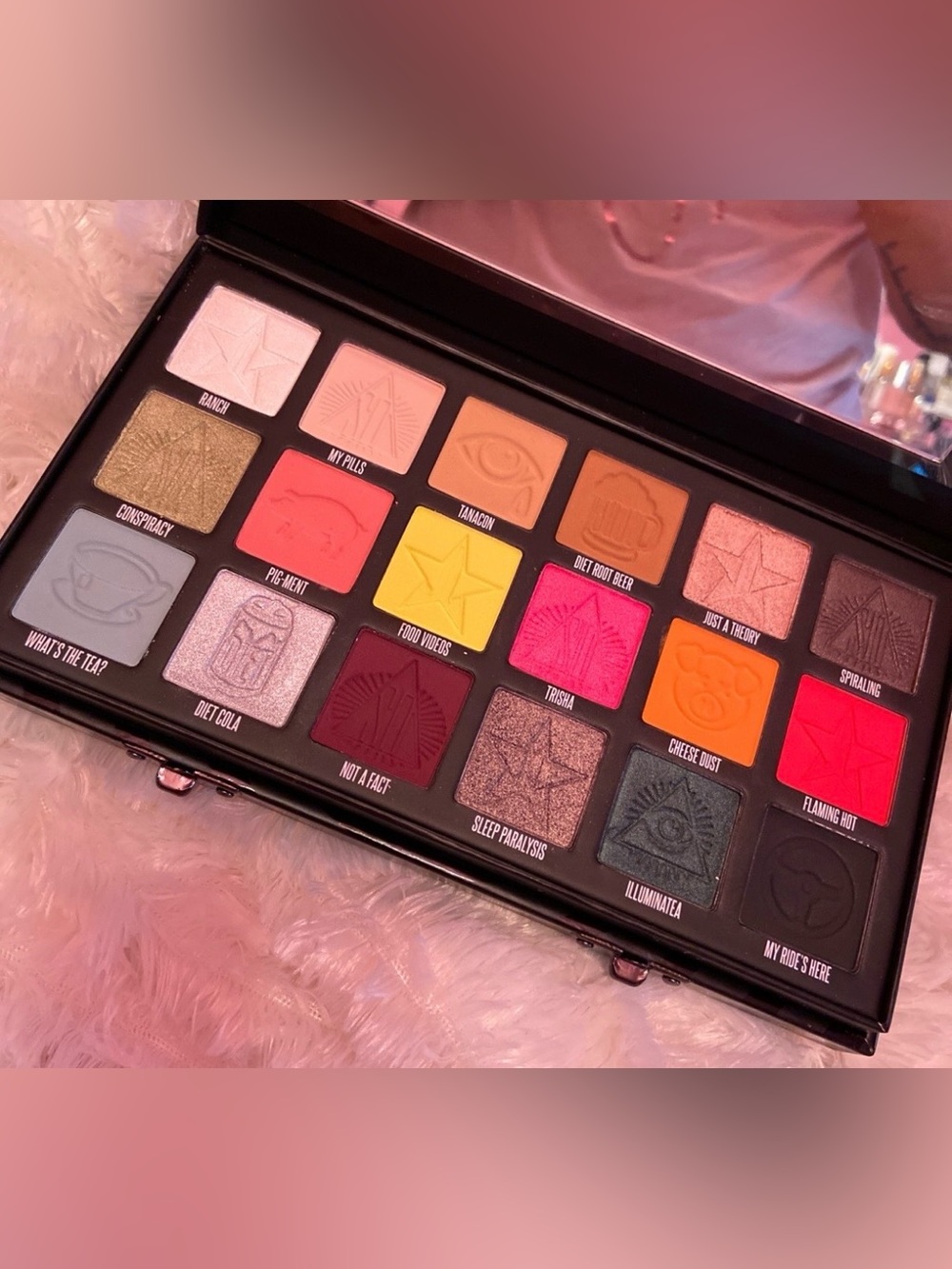 Jeffree Star/Shane Dawson Eyeshadow Palette